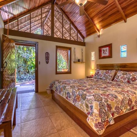 Caribe Town Bungalows Puerto Viejo de Talamanca المظهر الخارجي الصورة