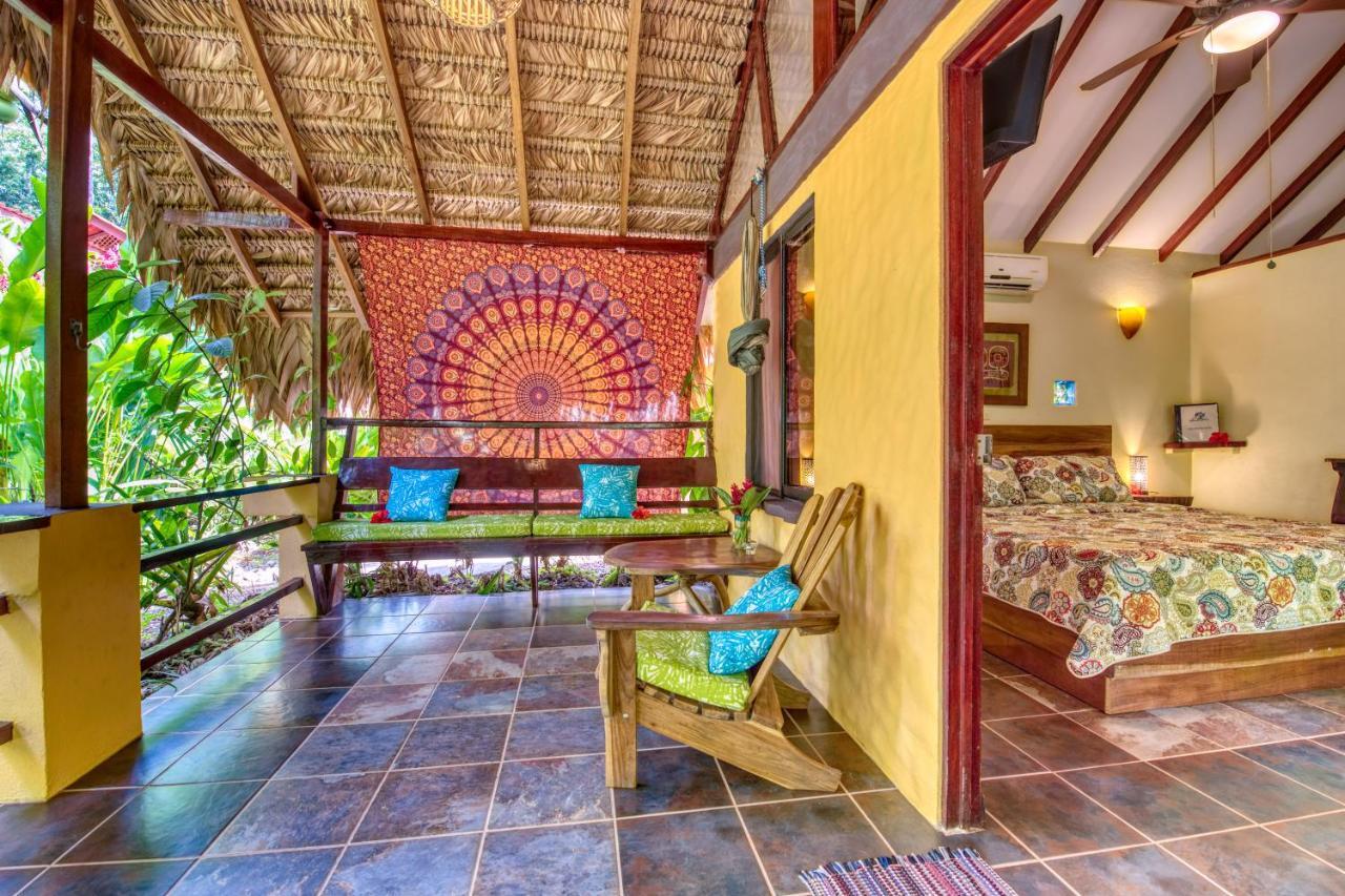 Caribe Town Bungalows Puerto Viejo de Talamanca المظهر الخارجي الصورة