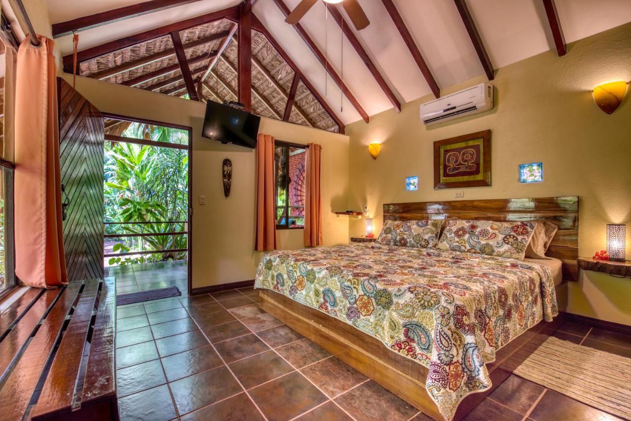 Caribe Town Bungalows Puerto Viejo de Talamanca المظهر الخارجي الصورة