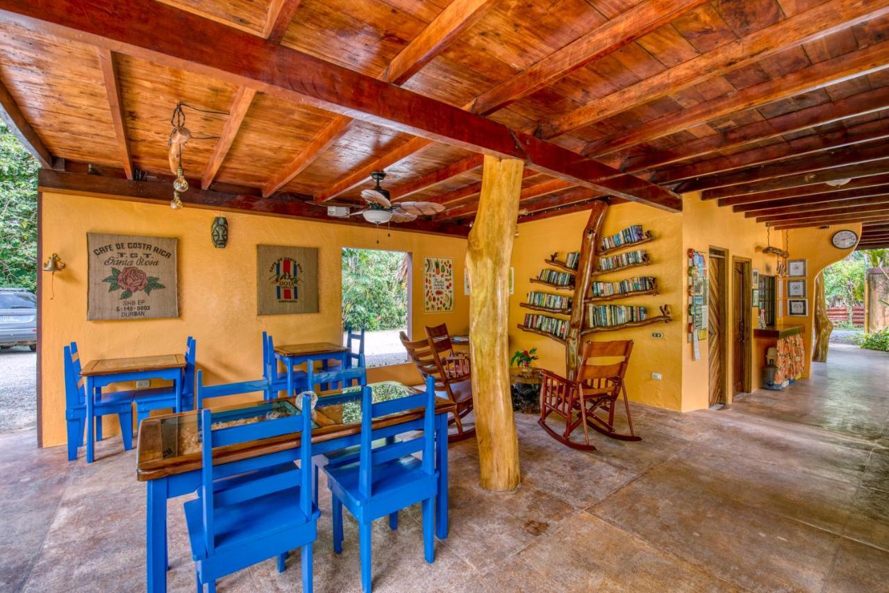 Caribe Town Bungalows Puerto Viejo de Talamanca المظهر الخارجي الصورة